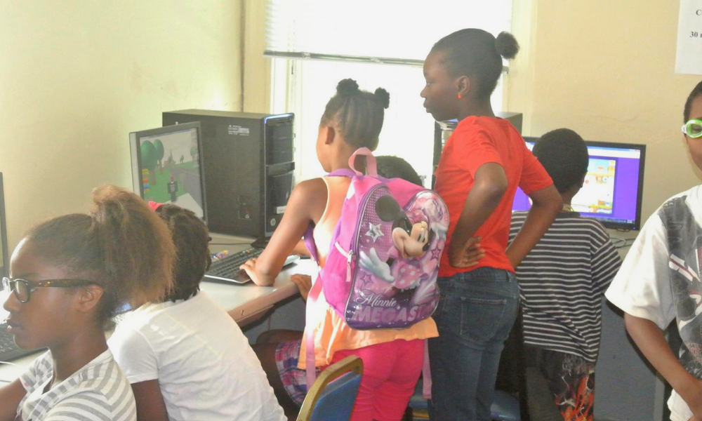 Computer Club - Northside Youth And Senior Service Center